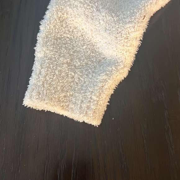 Womens dip Crewneck fuzzy sweater size M - Picture 4 of 7